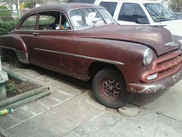 GOT A 1952 CHEVY DELUXE PROJECT FOR SALE nO MOTOR OR TRANSMISSION