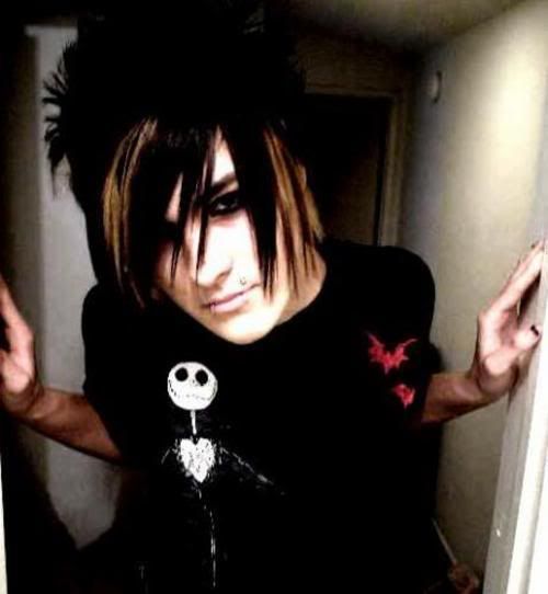 emo_boy2--large-msg-116362837263.jpg