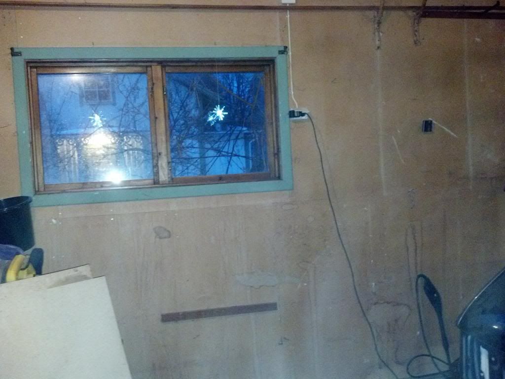http://i166.photobucket.com/albums/u119/premonitioner/Renovering/2012-12-31_15-49-08_50_zps6d48c15f.jpg