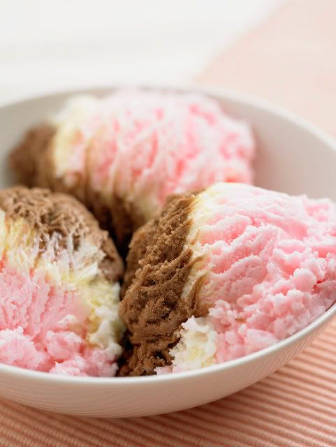 Ice_Cream.jpg Ice_Cream image by cupcake8_01 Ice_Cream.jpg Ice_Cream image by cupcake8_01