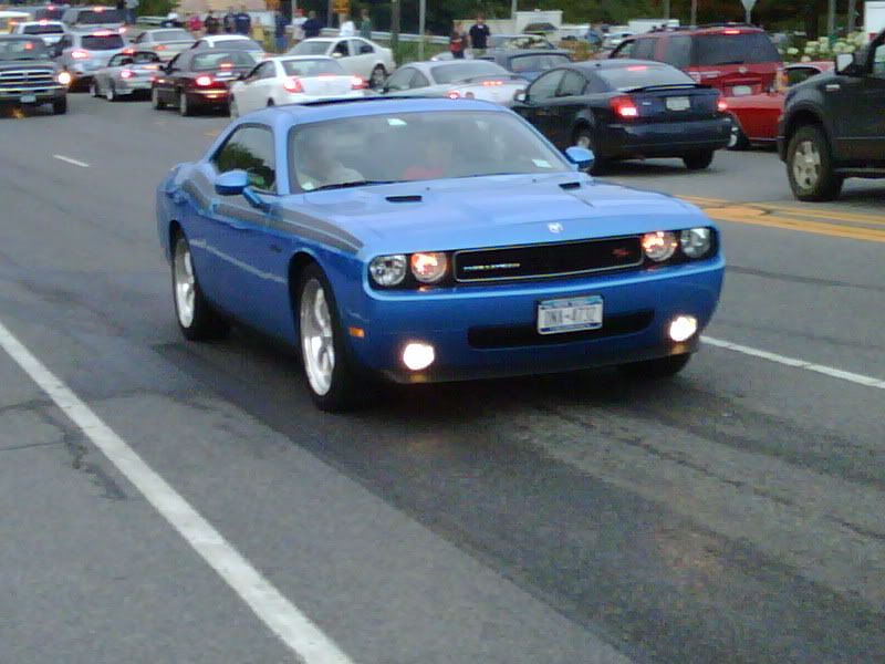 http://i166.photobucket.com/albums/u85/VWmama04/Cars/Lakegeorge2009009.jpg