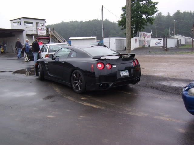 http://i166.photobucket.com/albums/u85/VWmama04/Cars/autoxandbeetleproject003.jpg
