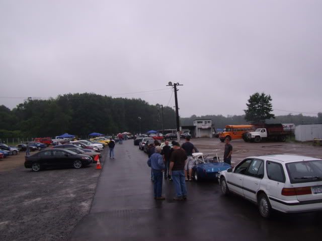 http://i166.photobucket.com/albums/u85/VWmama04/Cars/autoxandbeetleproject018.jpg