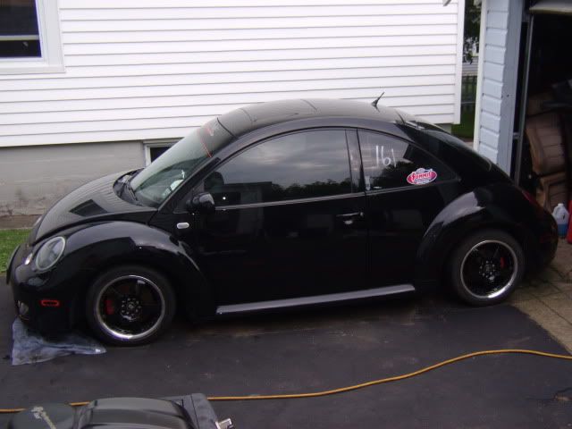 http://i166.photobucket.com/albums/u85/VWmama04/Cars/autoxandbeetleproject033-1.jpg