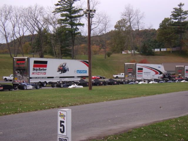 http://i166.photobucket.com/albums/u85/VWmama04/Cars/limerockrace035.jpg