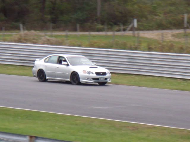 http://i166.photobucket.com/albums/u85/VWmama04/Cars/limerockrace042.jpg