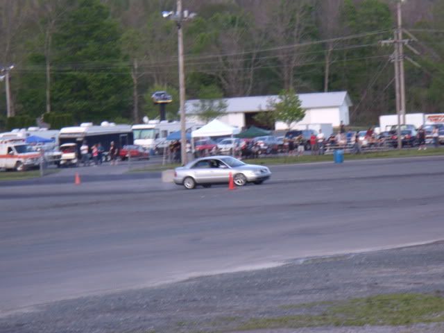 http://i166.photobucket.com/albums/u85/VWmama04/Cars/maltaspeedway09029.jpg