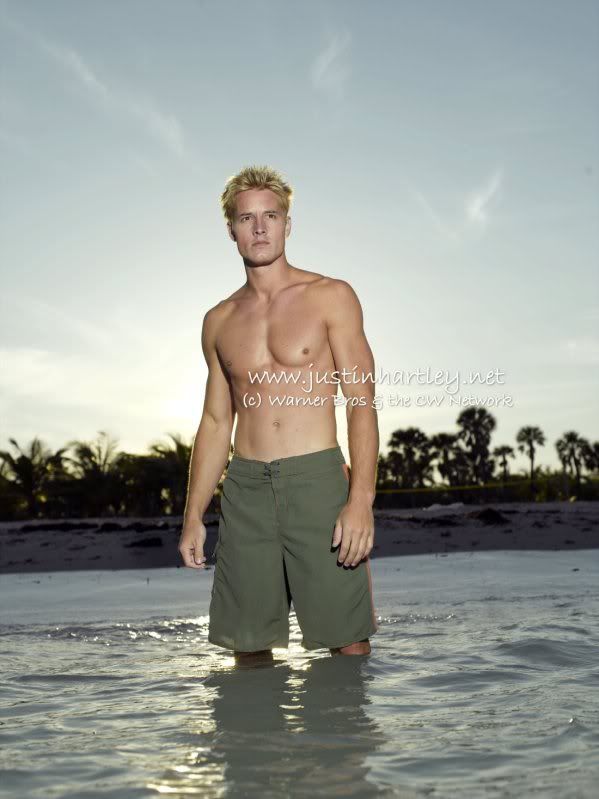 justin hartley aquaman. Justin Hartley Image