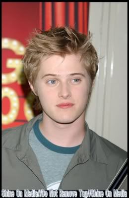 normal_hsmqanda086.jpg lucas grabeel image by BabuhGurl93