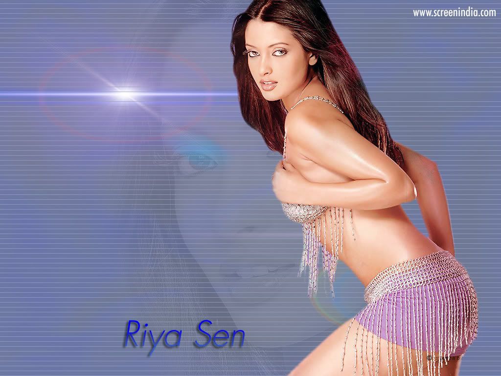 Riya Sen Hot Pictures