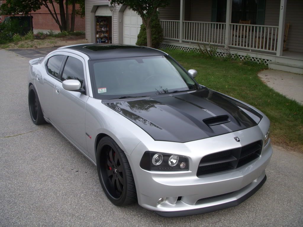 charger black roof