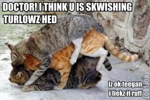 U sez whut JNT? No hankipanki in teh TARDIS? skwishin ur hed