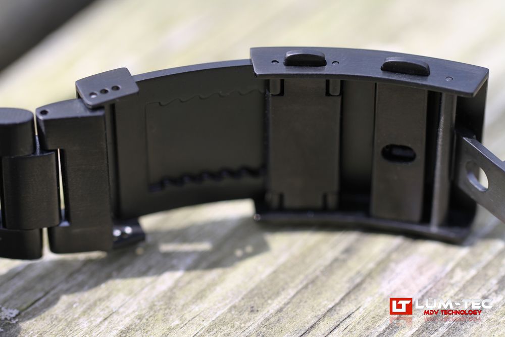 LÃœM-TEC PVD 300M-2 and 300M-2XL prototype pics! - Watch Freeks