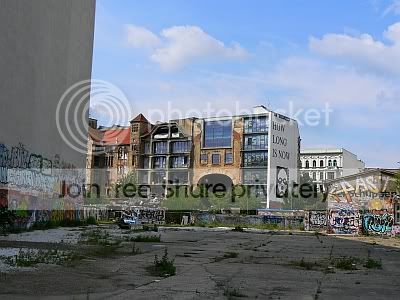 https://i166.photobucket.com/albums/u97/bruni666/hotlinki/bajzel.jpg